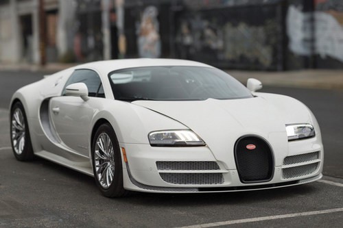 Thị trường - Siêu xe Bugatti Veyron coupe cuối cùng đang được rao bán