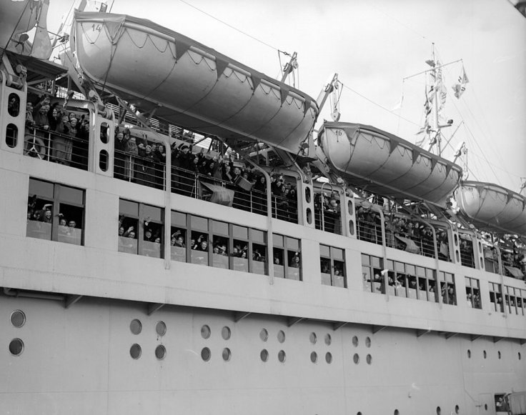 Hồ sơ - Bí ẩn kho báu 64 hòm vàng trên tàu ‘Titanic của Hitler'