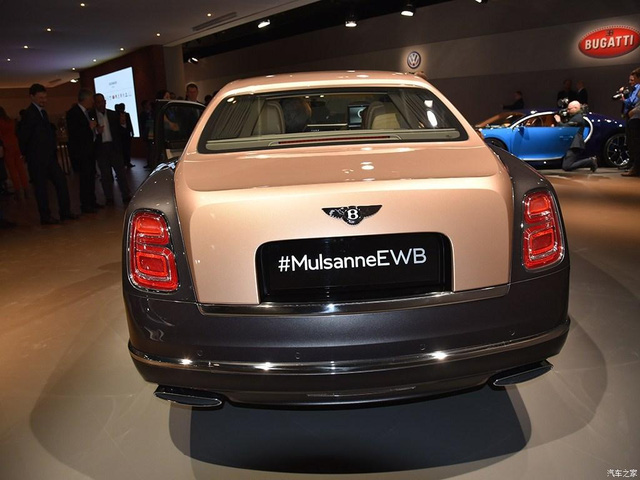 Thị trường - Xe nhà giàu Bentley Mulsanne EWB 2017 có giá 'choáng váng' 20,7 tỷ (Hình 5).