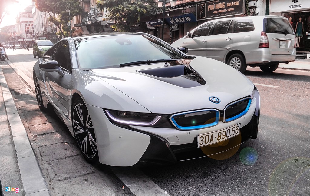 Thị trường - Ảnh đẹp xe thể thao 7 tỷ BMW i8 trên đường phố Việt Nam (Hình 5).