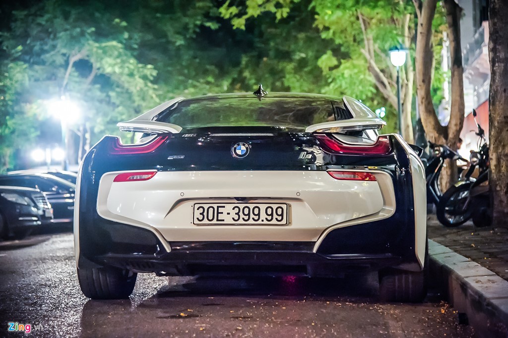 Thị trường - Ảnh đẹp xe thể thao 7 tỷ BMW i8 trên đường phố Việt Nam (Hình 9).