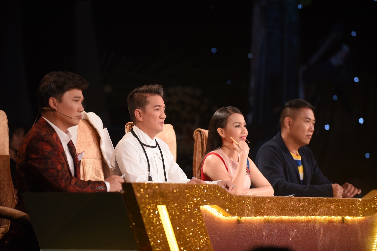 TV Show - Đàm Vĩnh Hưng ‘chặt chém’ Nguyên Khang, bênh vực Quang Linh (Hình 3).