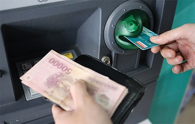 Tài chính - Ngân hàng - NHNN yêu cầu không để ATM hết tiền trong dịp Tết 2017