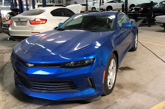 Tin tức xe - 4 chiếc Chevrolet Camaro 2.0 Turbo 2017 vừa cập bến Việt Nam