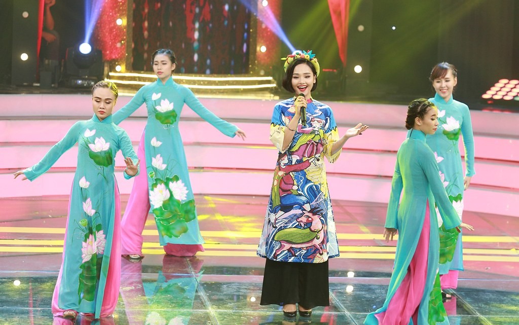 TV Show - Thu Minh ‘nghẹn lời’ khi bị Trường Giang ‘đá xéo’ chuyện nhà tiền tỷ (Hình 6).