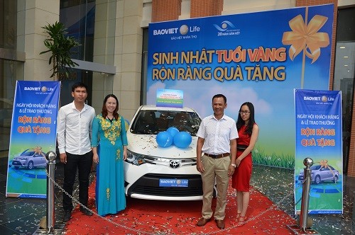 Xã hội - Khách hàng tham gia bảo hiểm nhân thọ trúng xe ô tô Toyota Vios (Hình 2).