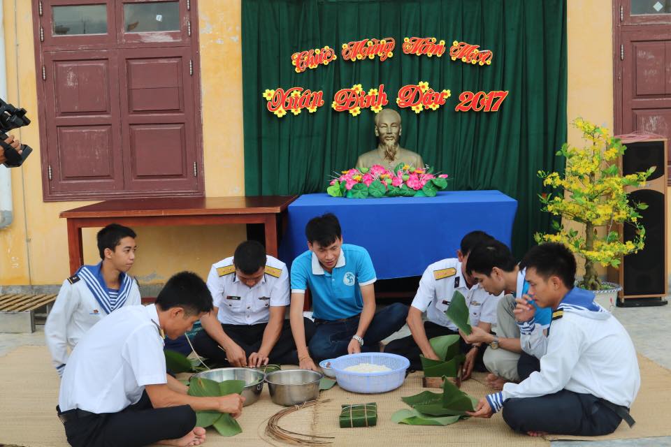 Xã hội - Tết sớm với Trường Sa bằng 2017 thư tay và những món quà từ đất liền (Hình 4).