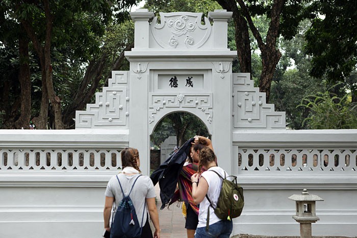 Xi nhan Trái Phải - Văn Miếu ‘khoác áo mới’: Thâm trầm cổ kính ‘bay đi ít nhiều’