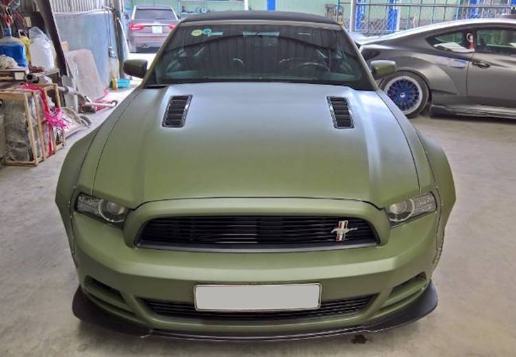 Tin tức xe - Ford Mustang GT mui trần độ widebody độc nhất Hà Nội (Hình 3).