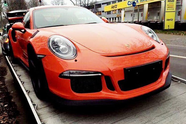 Thị trường - Siêu xe Porsche 911 GT3 RS giá 13 tỷ 'cập bến' VN (Hình 8).