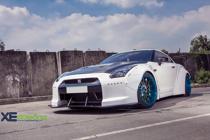 Thú chơi - Thợ Sài Gòn độ Nissan GT-R Widebody không thua kém người Nhật (Hình 4).