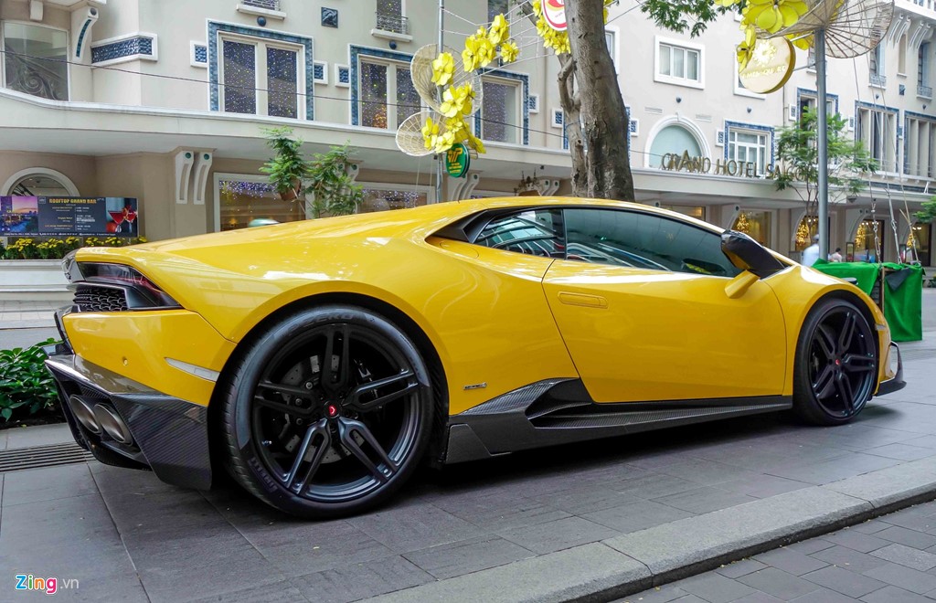 Tin tức xe - Cường Đô La và các đại gia Sài Gòn chơi Tết bằng Lamborghini (Hình 4).