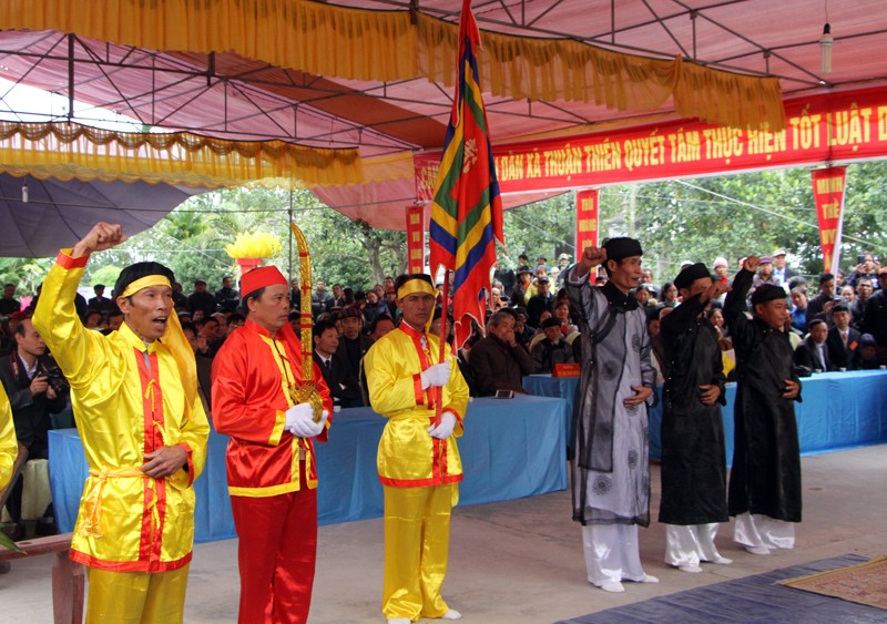 Văn hoá - Lễ hội Minh thề: 'Không lấy của công làm của tư'