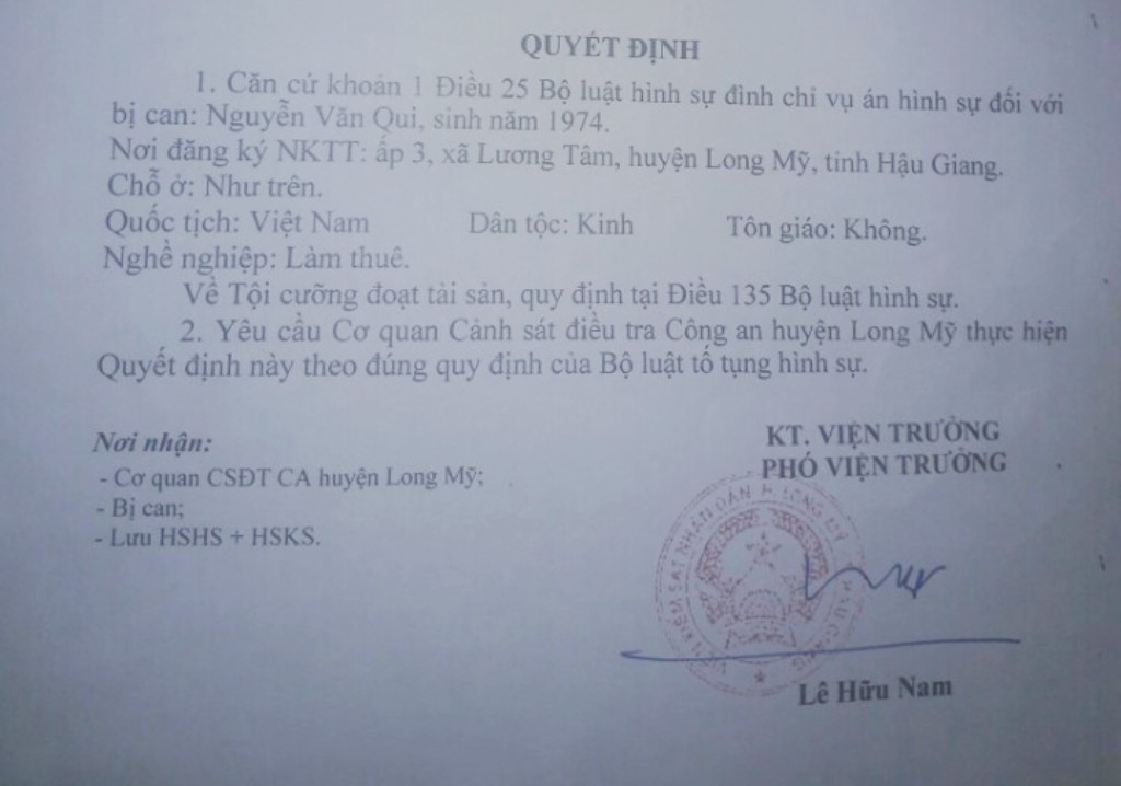 Hồ sơ điều tra - Vụ đánh ghen bắt viết giấy nợ: Người chồng chỉ bị truy tố 1 tội danh (Hình 3).