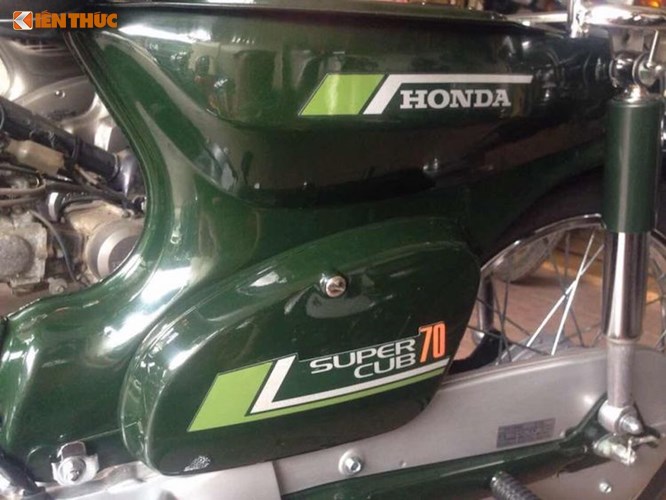 Xe máy - Honda Super Cub 81 'kim vàng giọt lệ' cực zin tại Việt Nam (Hình 9).