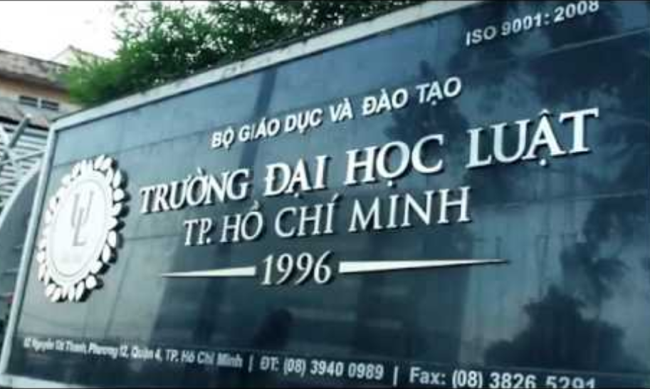 Giáo dục - Mang giáo trình photo vào trường, nữ sinh viên luật bị đình chỉ học