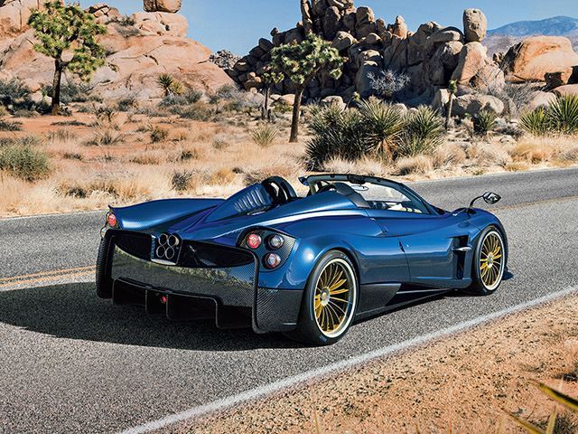 Thị trường - Siêu xe Pagani Huayra Roadster sẵn sàng 'đổ bộ' Geneva 2017 (Hình 2).