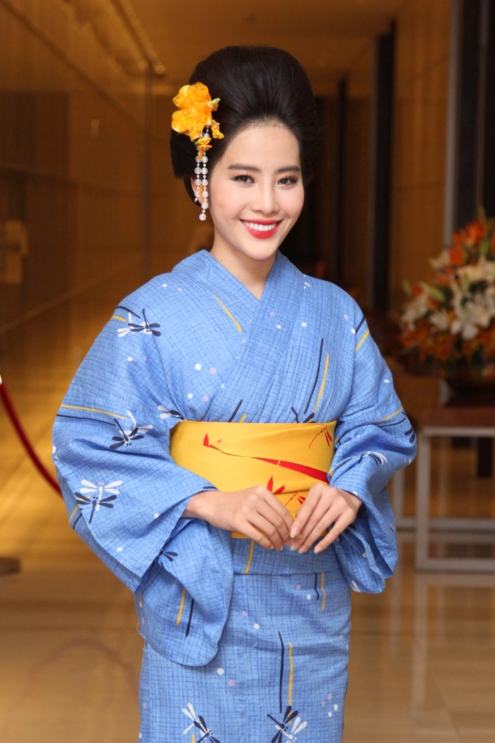 Ngôi sao - Các Hoa hậu, Á hậu Việt đọ sắc trong trang phục Kimono