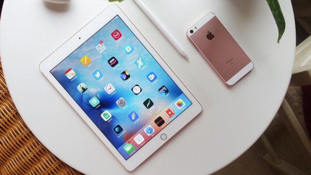 Cuộc sống số - iPad mới, iPhone SE 128 GB và iPhone 7 màu đỏ sẽ ra mắt tháng 3