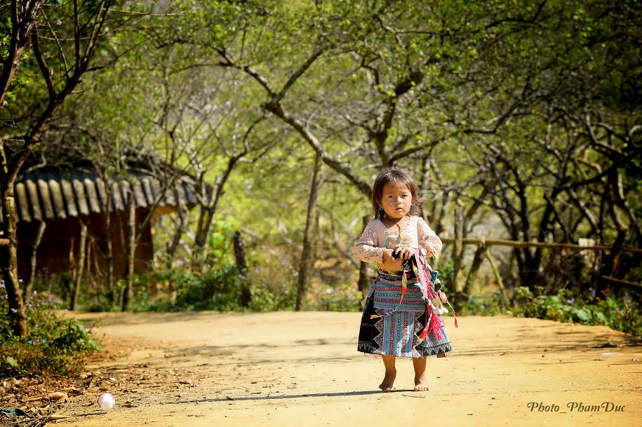 X&atilde; hội - Đẹp nao l&ograve;ng sắc xu&acirc;n nơi n&uacute;i rừng T&acirc;y Bắc (H&igrave;nh 16).