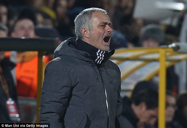 Bóng đá Quốc tế - Mourinho: 'Tôi lo lắng suốt 90 phút thi đấu trên sân Rostov'