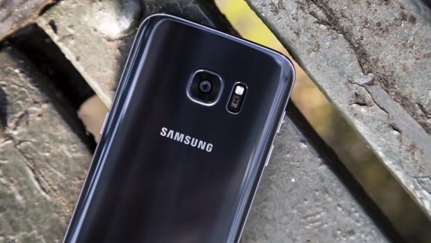 Cuộc sống số - Galaxy S8 gây sốc với khả năng quay phim tốc độ gấp 8 lần iPhone 7 (Hình 2).