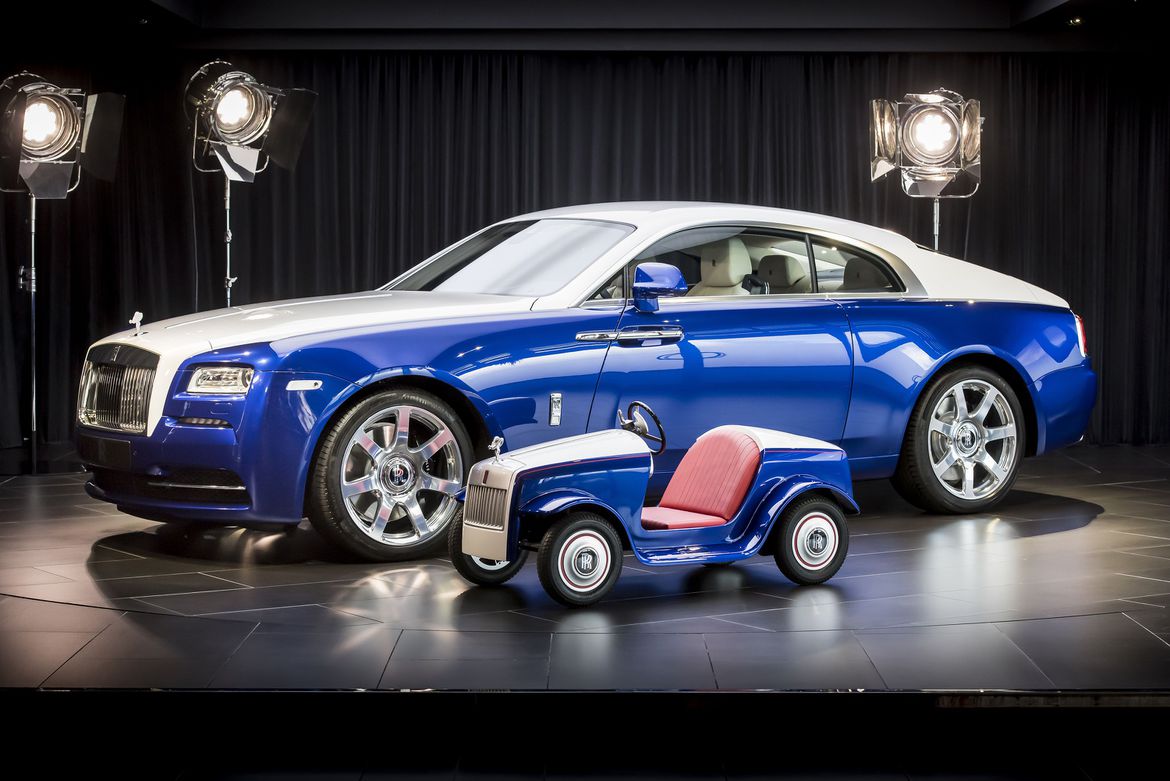 Tin tức xe - Rolls-Royce sản xuất siêu xe chạy điện 'tí hon' để làm từ thiện