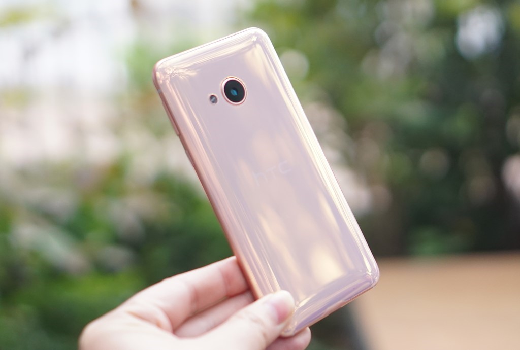 Cuộc sống số - 7 smartphone đáng chú ý vừa về Việt Nam (Hình 2).