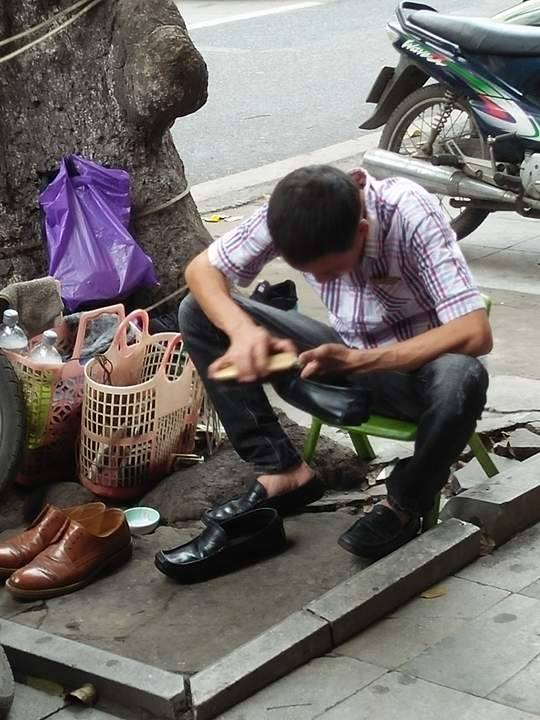 Gia đình - Chuyện nghề 15: 'Cạm bẫy' rình rập những người thợ đánh giày