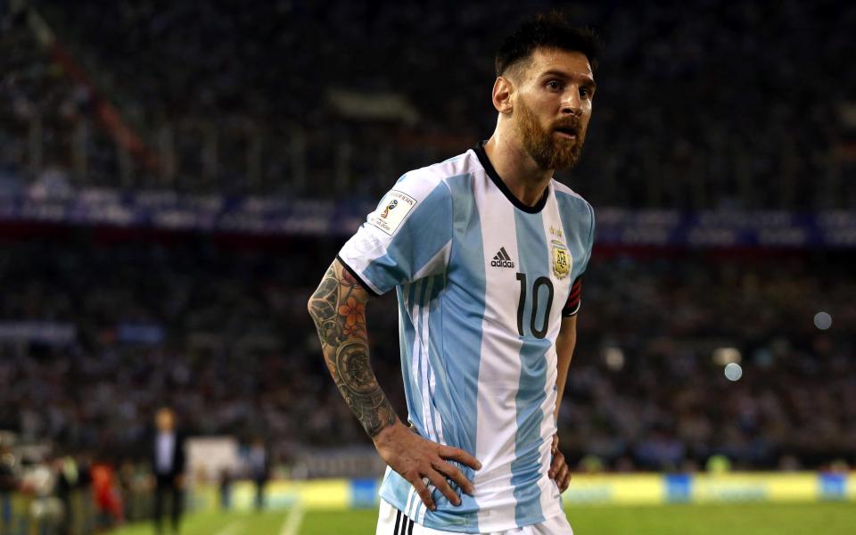 Thể thao - Tin HOT chiều 29/3: Messi bị FIFA ‘phản đòn'; Nghịch lý Ronaldo’