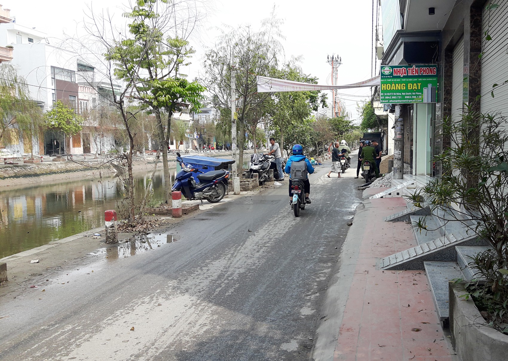 An ninh - H&igrave;nh sự - Truy n&atilde; to&agrave;n quốc 'giang hồ' đất Cảng nổ s&uacute;ng giết người (H&igrave;nh 2).