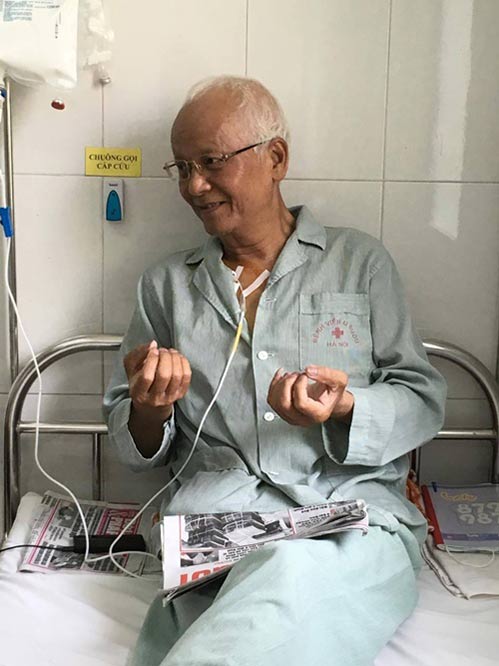 Sự kiện - Diễn viên Duy Thanh xúc động khi Công Lý và Xuân Bắc đến thăm bệnh (Hình 2).