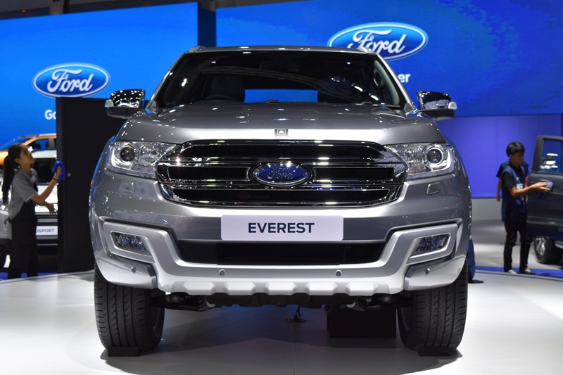 Thị trường -  Soi chi tiết Ford Everest 2017 'bình mới rượu cũ' (Hình 5).