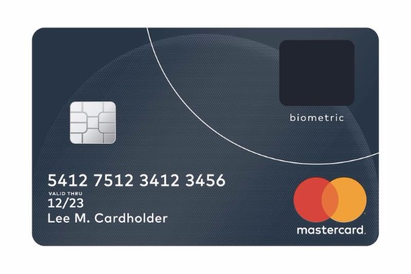 Sản phẩm - Thẻ tín dụng mới của Mastercard có tích hợp máy quét vân tay (Hình 2).