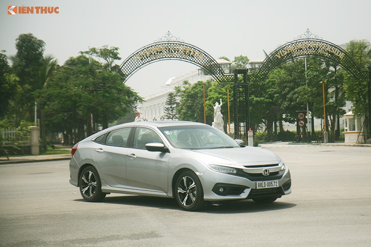 Đánh giá - Đánh giá Honda Civic 2017 i-VTEC Turbo giá 950 triệu tại VN