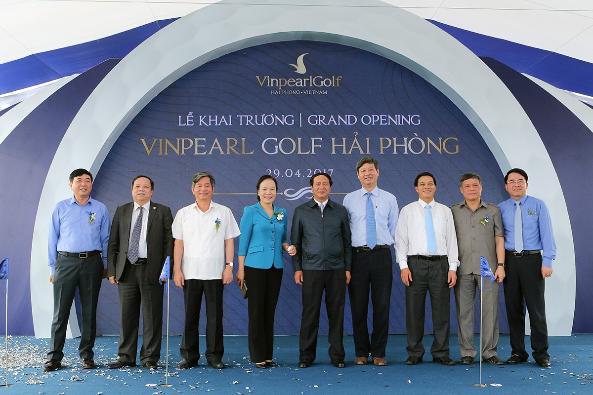 Tiêu dùng & Dư luận - Vingroup khai trương sân golf trên đảo lớn nhất miền Bắc