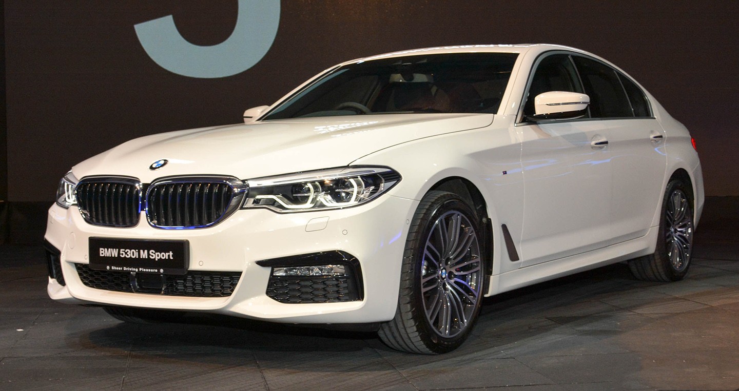 Đánh giá - BMW 5-Series 2017 giá bán hơn 2 tỷ đồng, khi nào về Việt Nam?