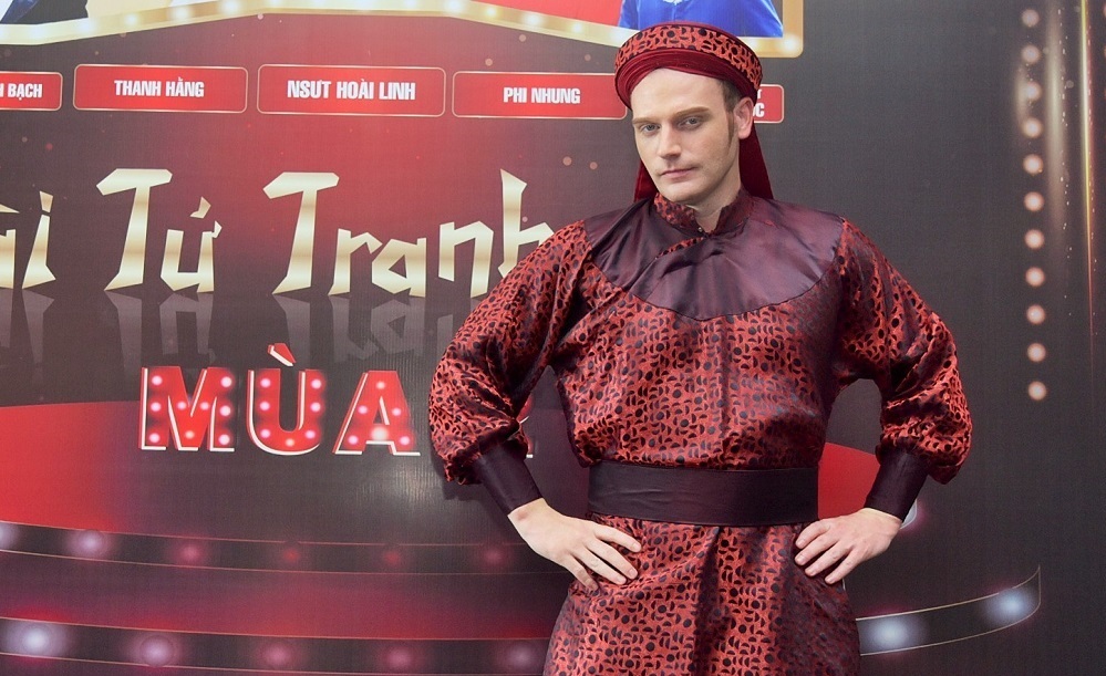 TV Show - Chàng ca sĩ Tây - Kyo York đam mê những làn điệu cải lương