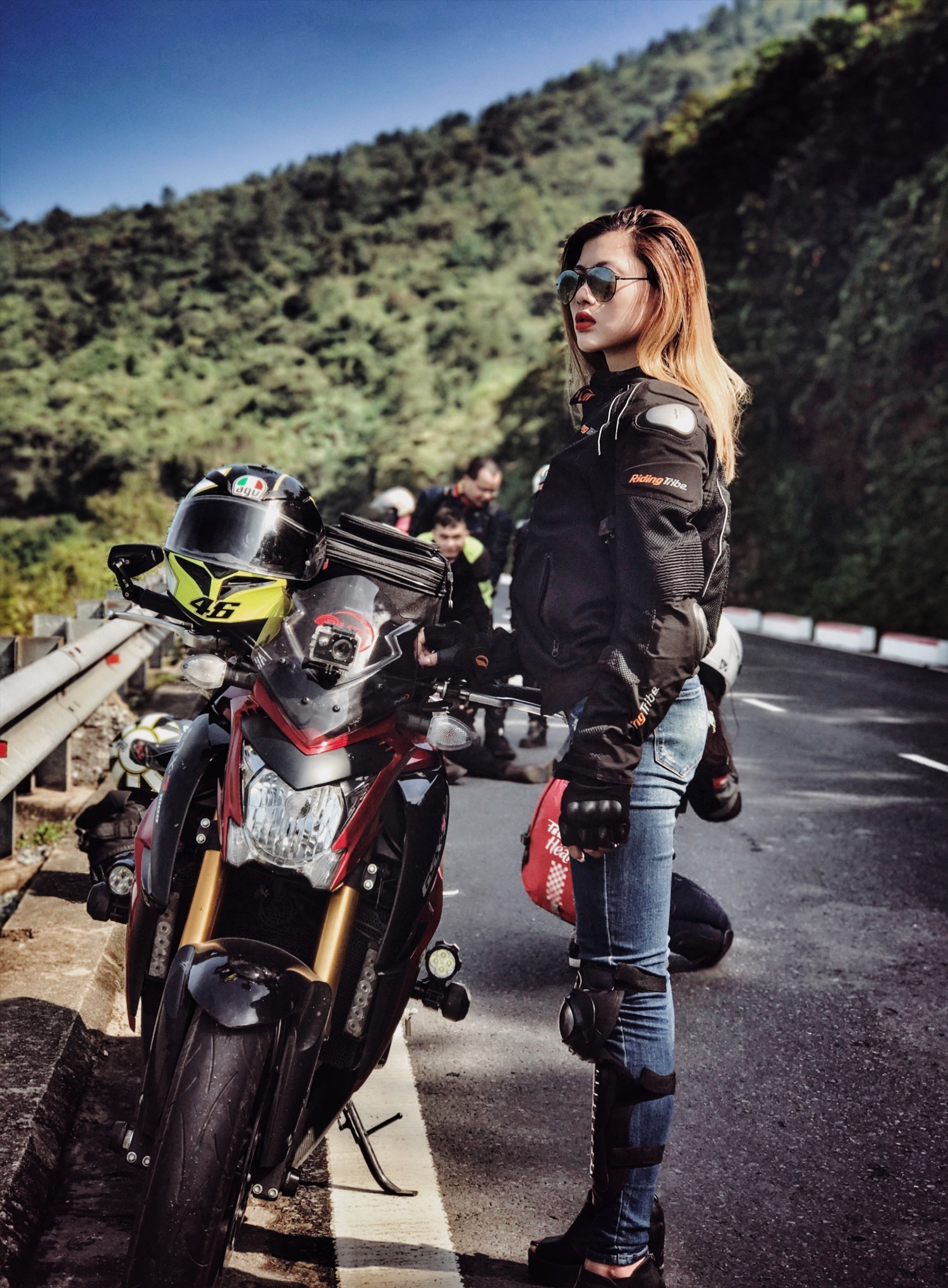 Thú chơi - Ngắm nữ biker Thu ‘Gạch' nóng bỏng bên Suzuki GSX-S1000  (Hình 3).