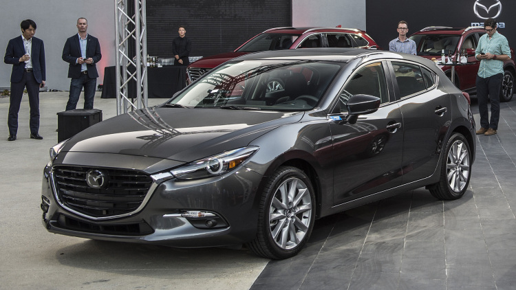 Thị trường - Mazda 3 facelift 2017 chuẩn bị ra mắt tại Việt Nam 