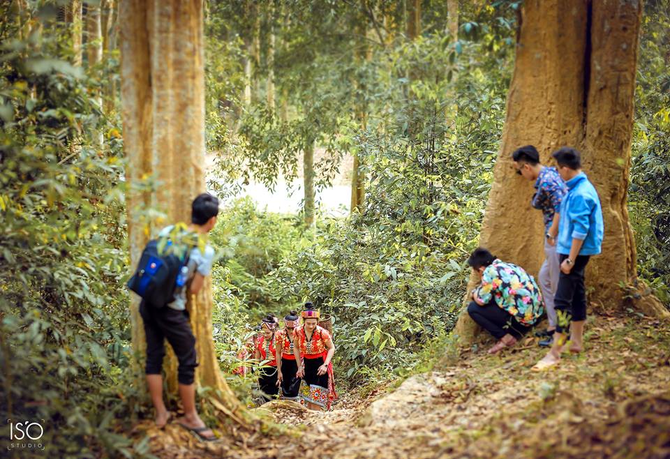 Dậy sóng mạng - Tác giả ảnh kỷ yếu lên án nạn buôn bán phụ nữ nói gì? (Hình 7).