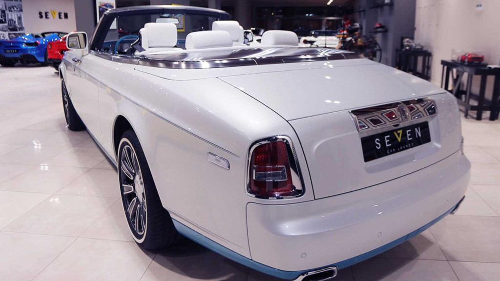 Thú chơi - Rolls-Royce Phantom mui trần bản đặc biệt cuối cùng ra mắt  (Hình 8).