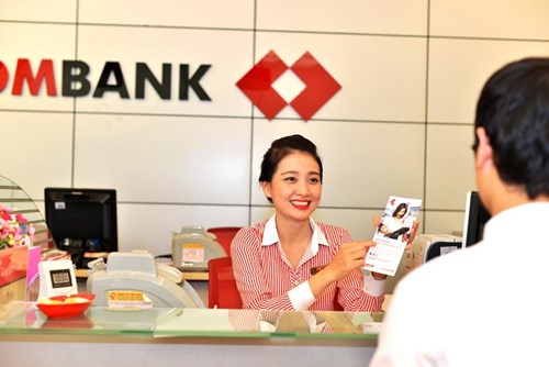 Tài chính - Ngân hàng - Techcombank tăng vốn lên gần 14.000 tỷ đồng