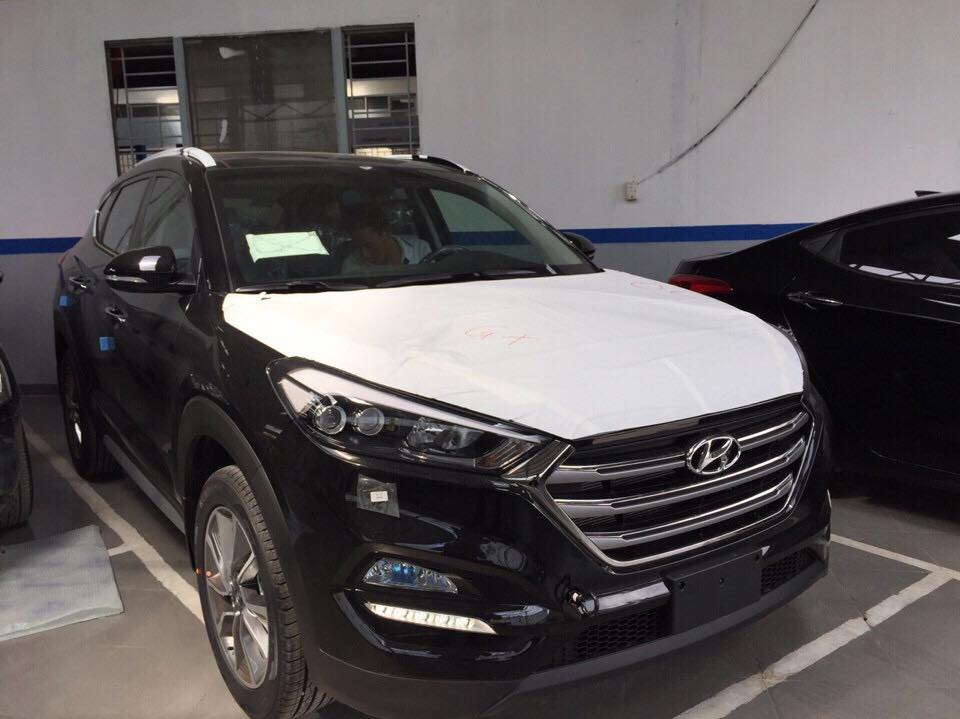 Thị trường - Hyundai Tucson 2017 cập bến về Việt Nam, lập tức bị chê 'tơi tả' (Hình 4).