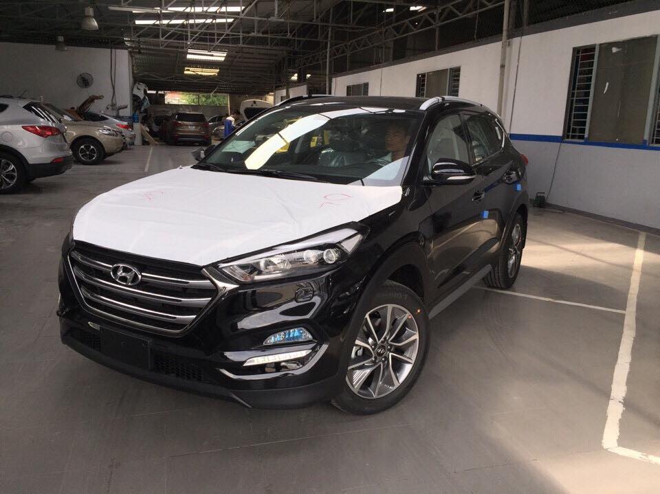 Thị trường - Hyundai Tucson 2017 cập bến về Việt Nam, lập tức bị chê 'tơi tả'