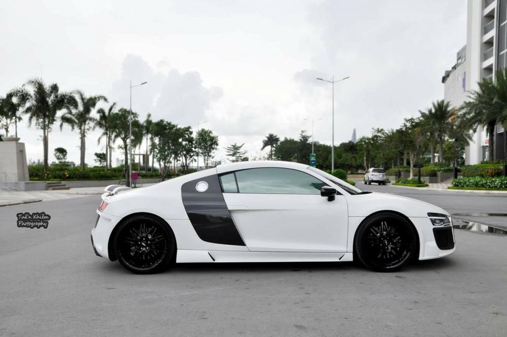 Thú chơi - Dân chơi Việt đại hạ giá siêu xe Audi R8 chỉ 3,3 tỷ đồng (Hình 4).