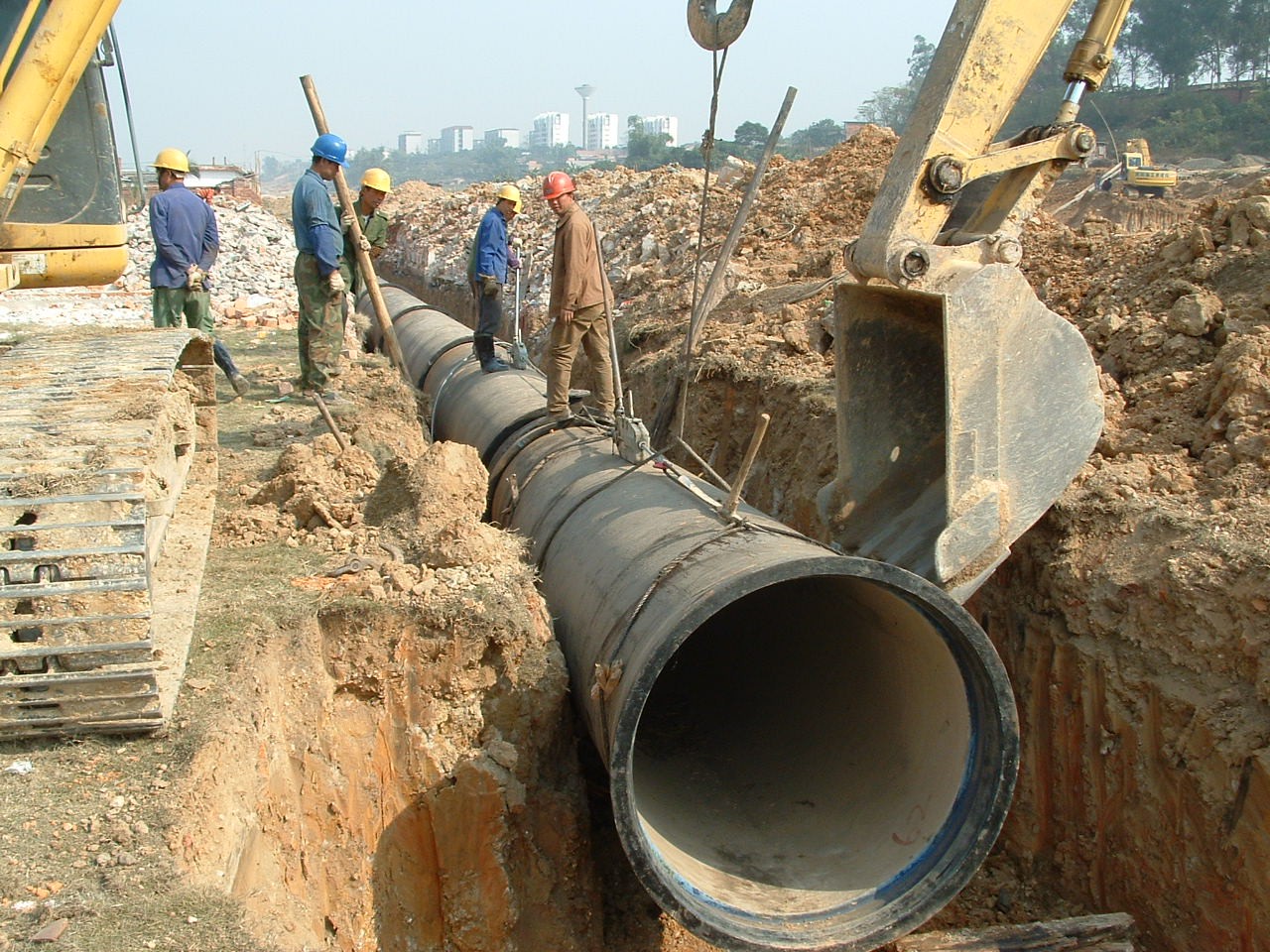 Xã hội - Lo lắng nhà thầu dùng ống gang dẻo Trung Quốc để dẫn nước (Hình 3).