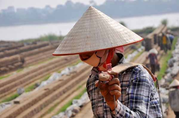 Tâm sự - Tâm sự chát đắng của người mẹ phải rời bỏ quê hương vì con