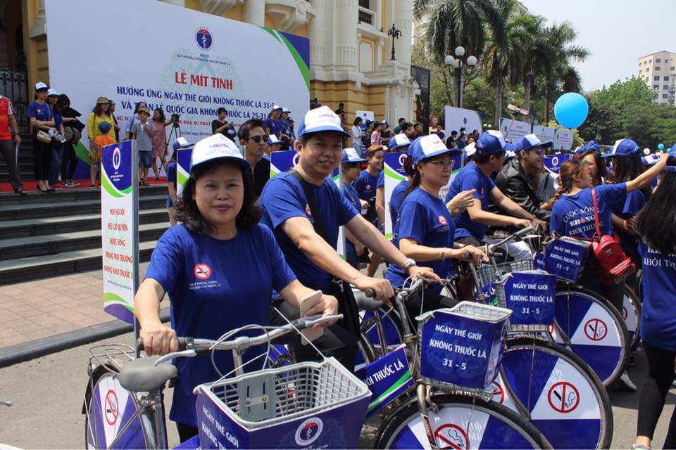 Sức khỏe - Bộ trưởng Y tế k&ecirc;u gọi cộng đồng n&oacute;i kh&ocirc;ng với thuốc l&aacute; v&igrave; sức khỏe (H&igrave;nh 4).