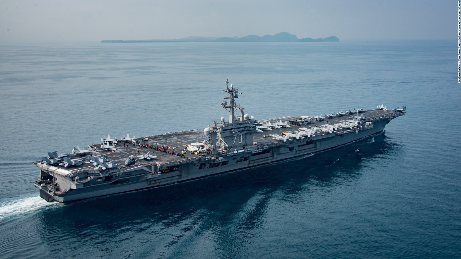 Tiêu điểm - Tàu sân bay USS Carl Vinson bất ngờ nhận lệnh rời bán đảo Triều Tiên